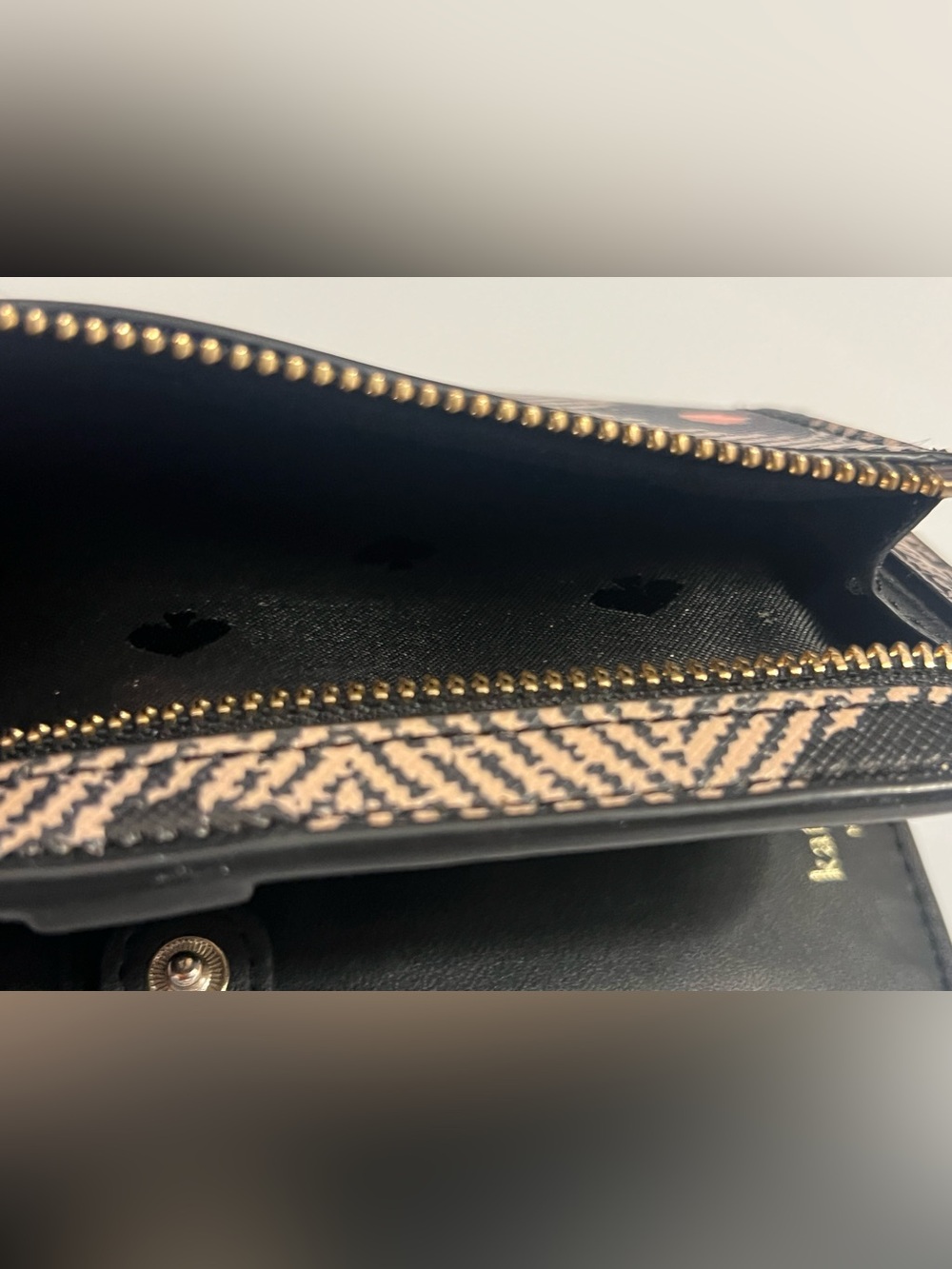 Kate Spade Bifold Wallet black multi herringbone floral pattern - Picture 9 of 16